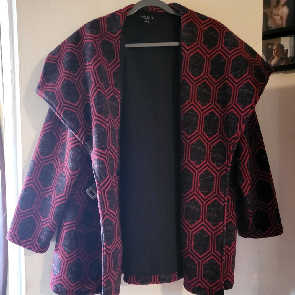 Elegant Red and Black Geometric Poncho